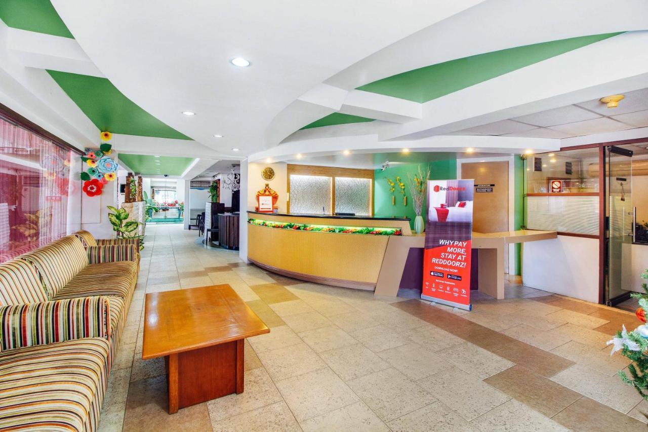 RedDoorz Plus near Mango Avenue Cebu Zewnętrze zdjęcie