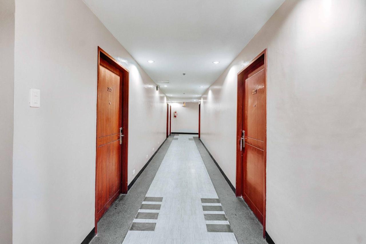 RedDoorz Plus near Mango Avenue Cebu Zewnętrze zdjęcie