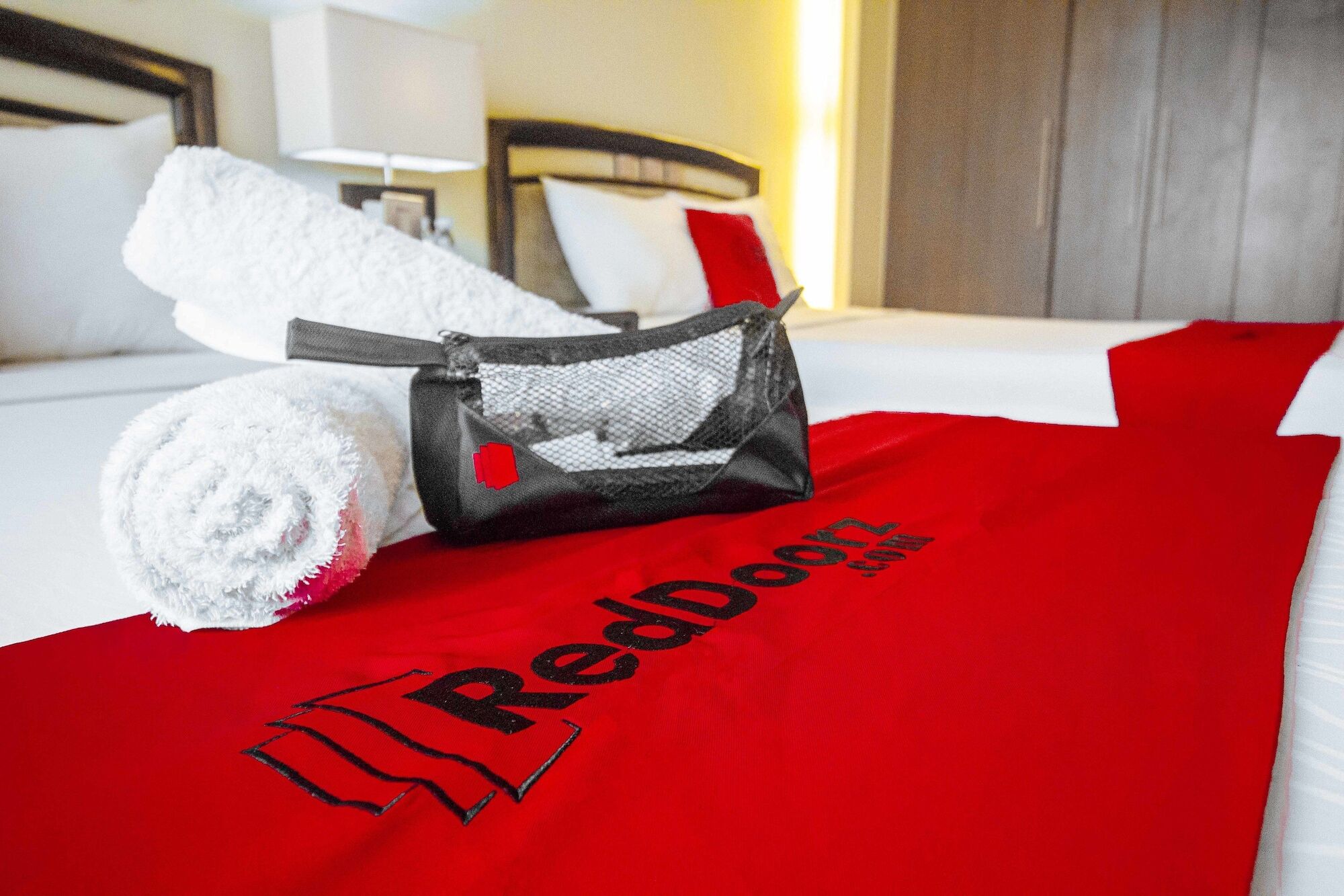 RedDoorz Plus near Mango Avenue Cebu Zewnętrze zdjęcie